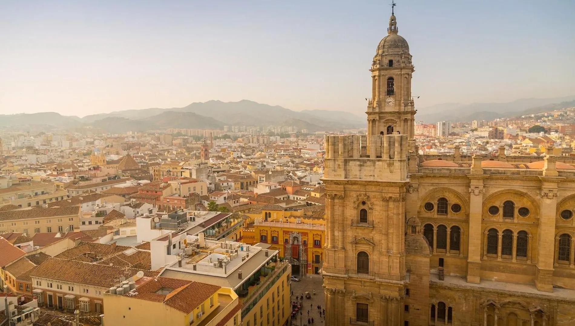 Luxe Appartement In Het Centrum Van Malaga Met Gratis Parkeerplek! Spanje